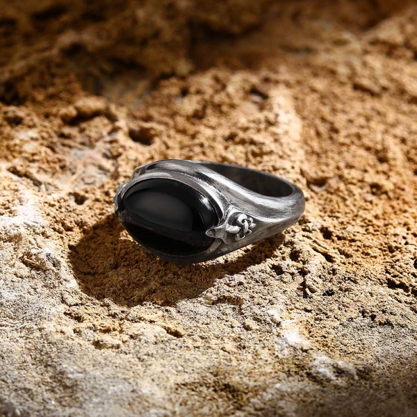 Black Onyx Stone Minimal Ring