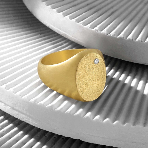 18K Gold Diamond Ring - 0.05 Carat