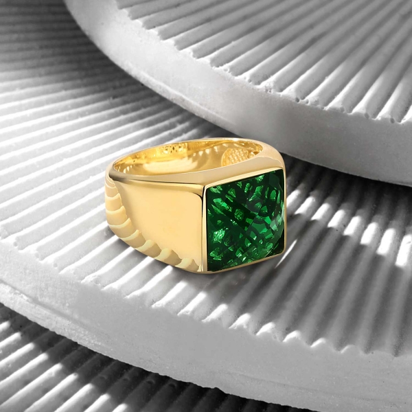14K Solid Gold Basic Ring with Green Zircon