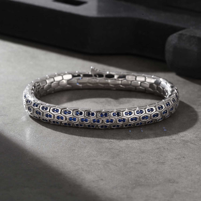 アクセサリー Hender Scheme python silver bangle S Silver Python Design in Silver Bracelet with Double Blue CZ