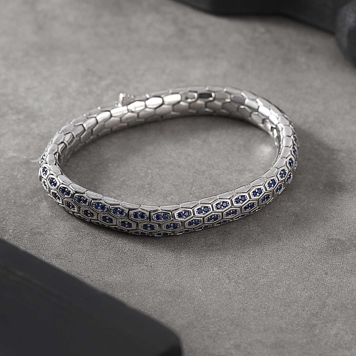 アクセサリー Hender Scheme python silver bangle S Silver Python Design in Silver Bracelet with Double Blue CZ