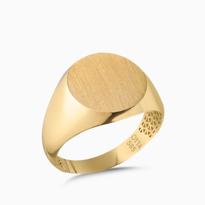 Main image in gallery