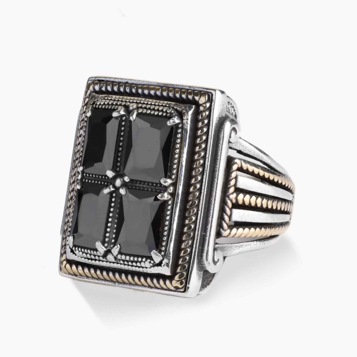 Main image in gallery