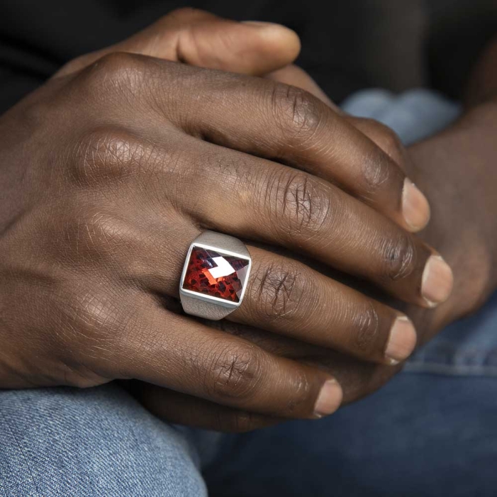 日本未入荷◆CRAFTD London◆Red Rectangle Stone Signet Ring Men's Red Rectangle Stone Ring (18k Gold)