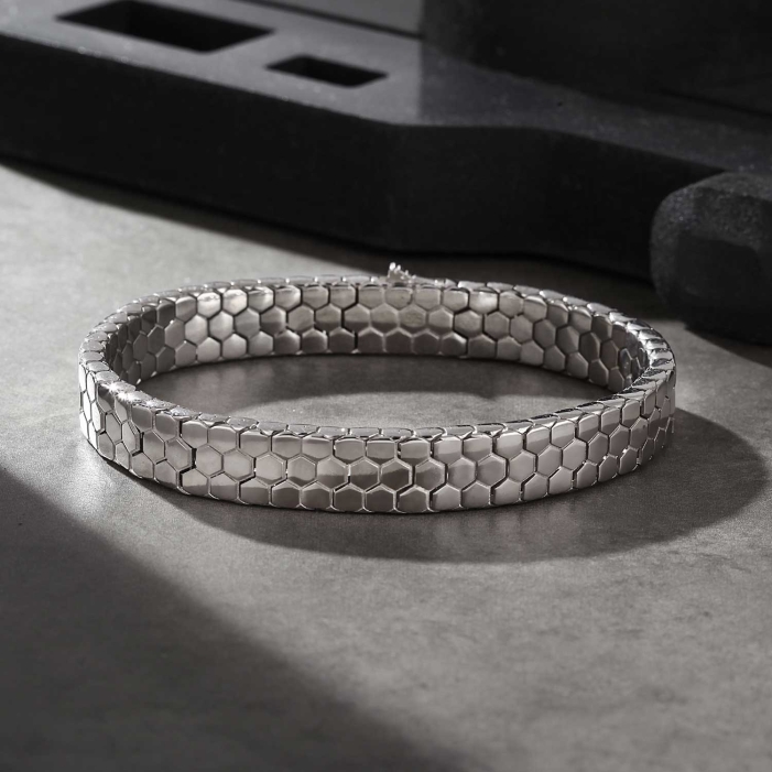 Classic Python Design in Silver Bracelet