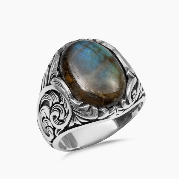 Labradorite Dream Silver Signet Ring