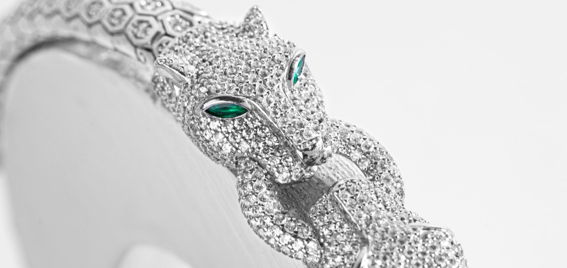 The History of Men's Jewelry: From Ancient to Modern World