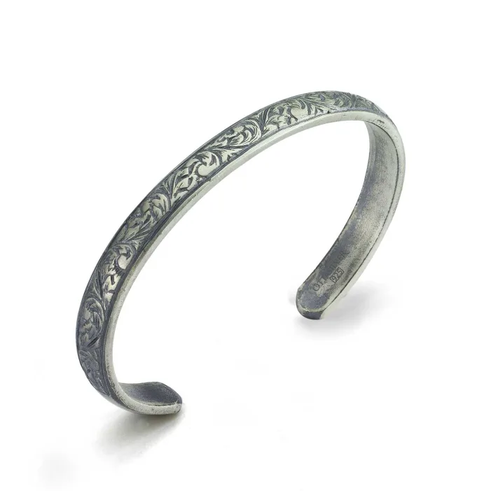 アクセサリー big hand silver bangle stamped handmade Hand-Engraved Silver Bangle