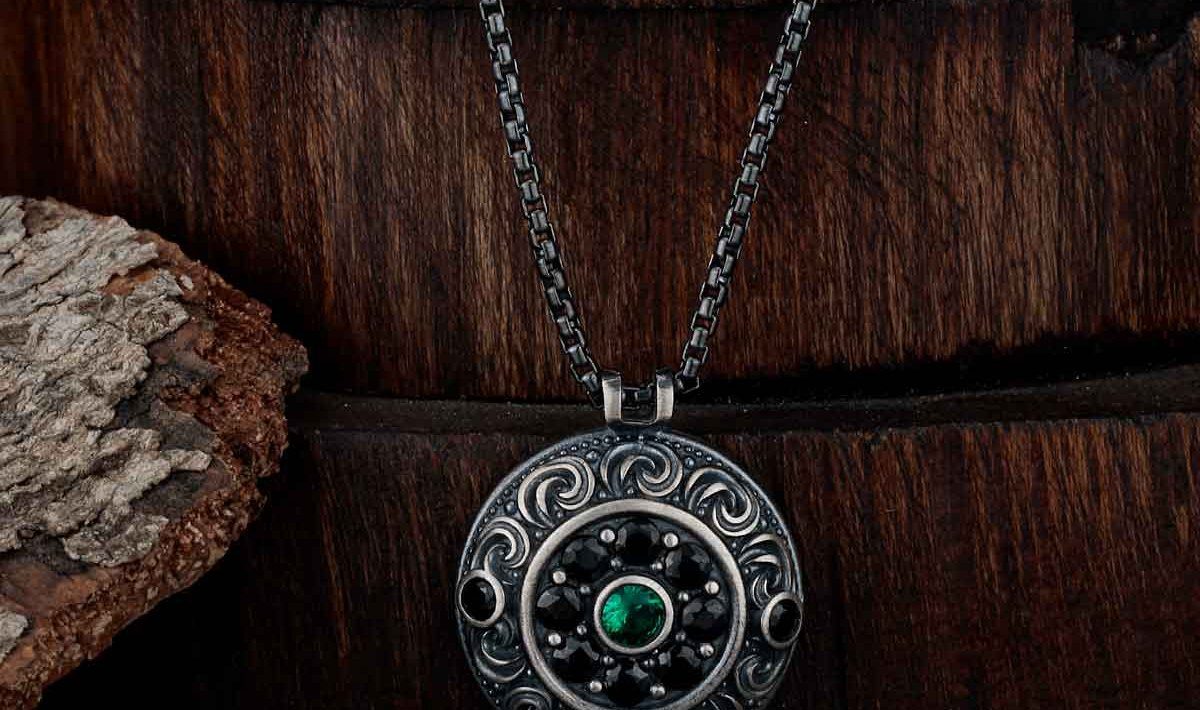 Pendant Necklace