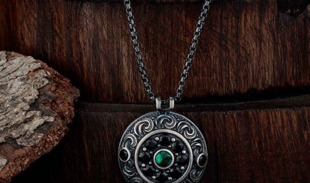 Pendant Necklace